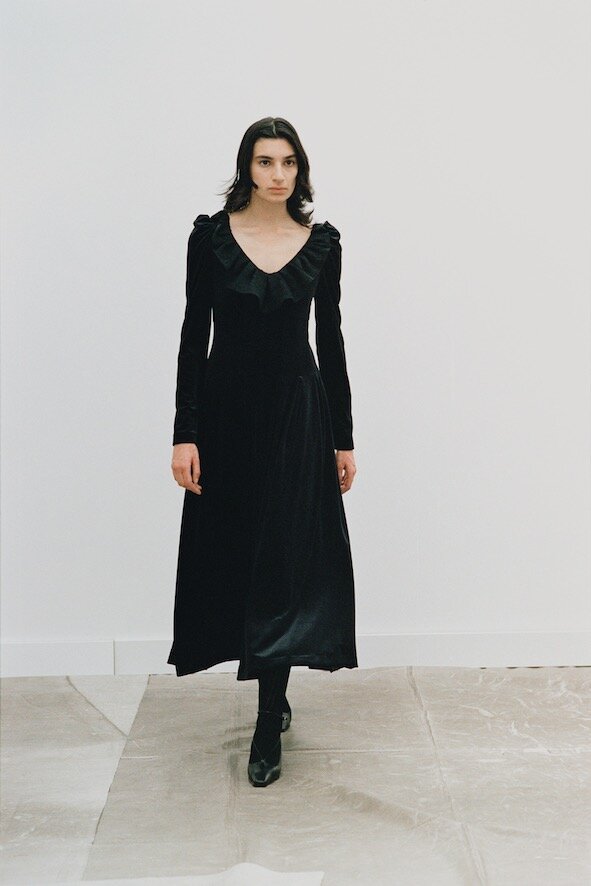 フェティコ“ホワイトトリム”のケープカーディガン＆レース柄ニットトップス、伊勢丹新宿限定で｜写真3