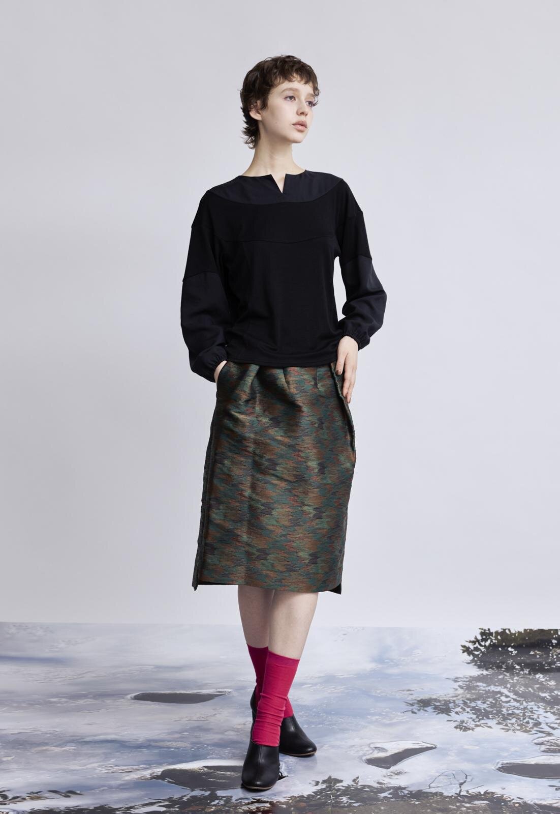 ネイビー・ウォ 2025-26年秋冬｜ スウェット