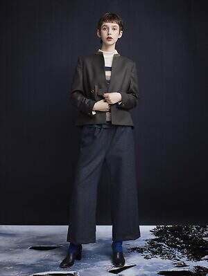 ネイビー・ウォ(NAVY.WO) 2025-26年秋冬ウィメンズコレクション  - 写真4