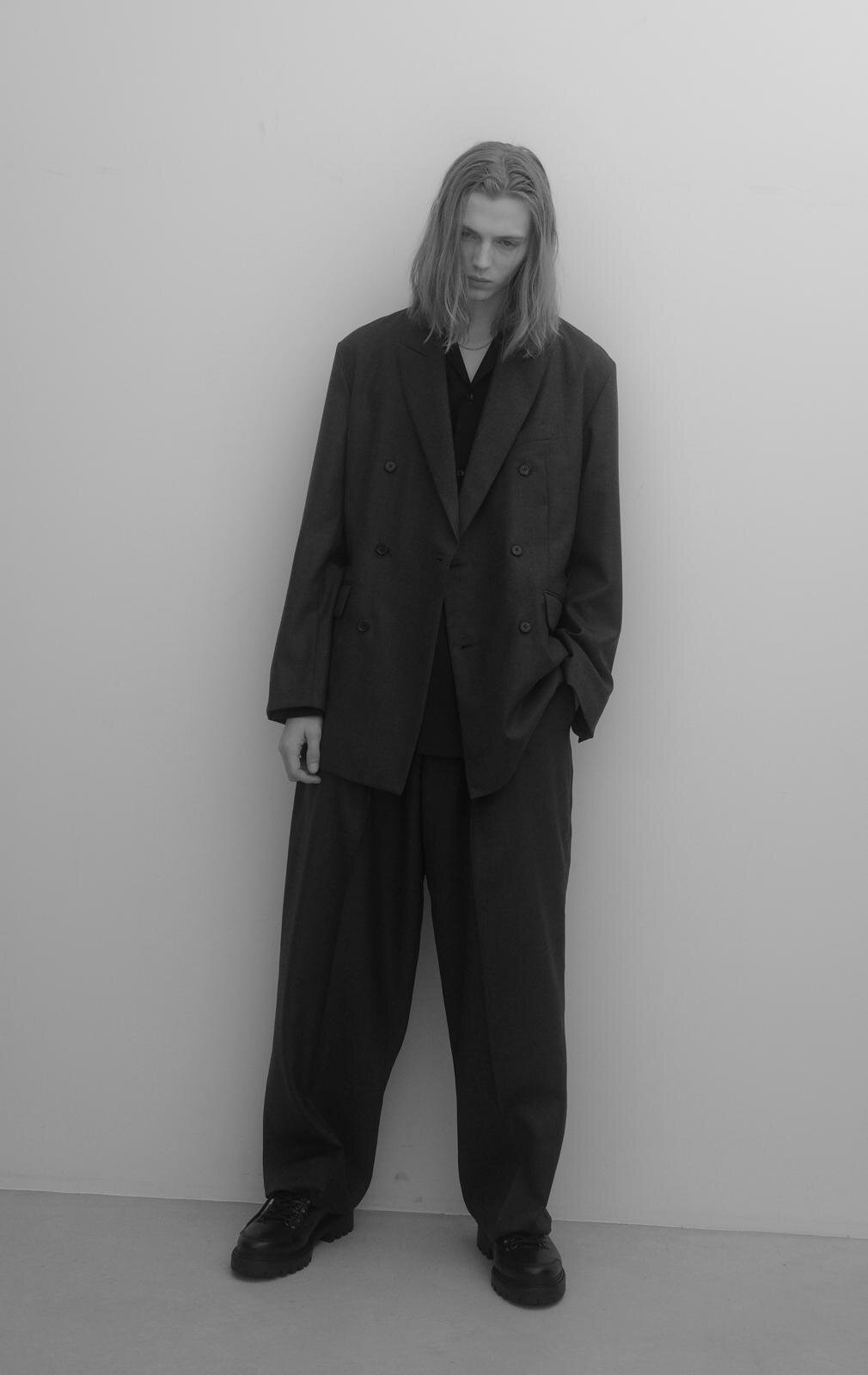 エッセイ 2025-26年秋冬<span>コレクション</span> - 写真53