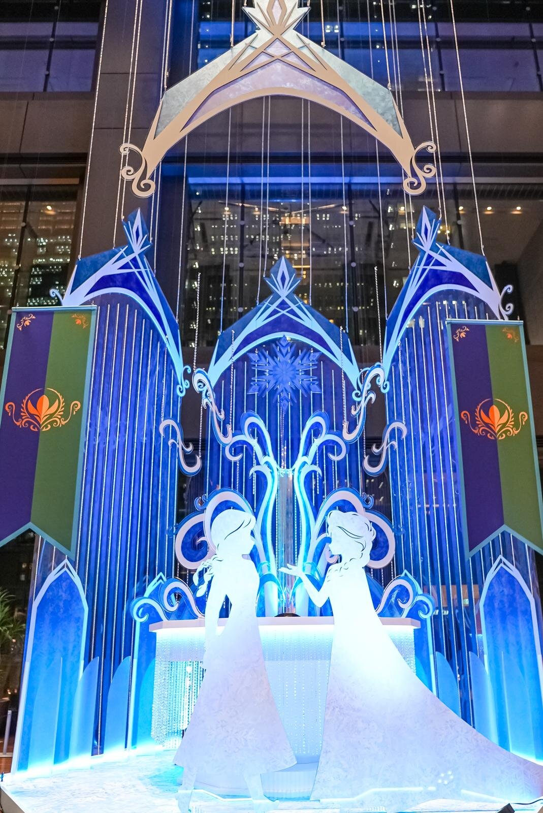 丸の内の25年クリスマス、ディズニー・アニメーション『アナ雪』『ズートピア2』など装飾｜写真5