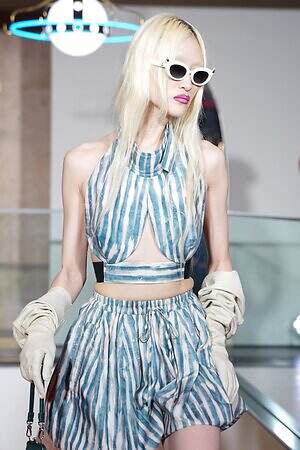 ヴィヴィアン・ウエストウッド青山旗艦店オープンを祝したミニショー、ブランドのDNAで溢れさせて|写真14