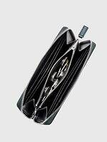 土屋鞄“革のダイヤモンド”コードバンの艶やかレザーグッズ、ミニマルな二つ折り＆長財布｜写真60