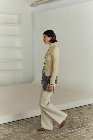 エフィ(Èaphi) 2025-26年秋冬ウィメンズコレクション  - 写真16