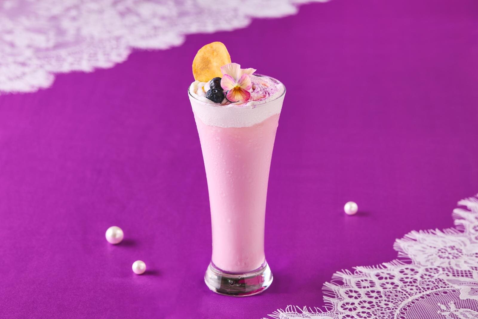 「紫芋のスイートロイヤルミルクティー」1,100円