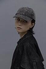 タナカダイスケ×ステュディオス、“鉄柵の装飾”刺繍のシアーワンピース＆アッキガイのバックパック｜写真6