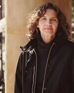 マーガレット・ハウエル×バブアーのアウター、“太畝コーデュロイ襟”のオイルトレンチコートなど｜写真29