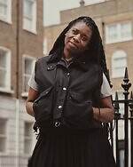 マーガレット・ハウエル×バブアーのアウター、“太畝コーデュロイ襟”のオイルトレンチコートなど｜写真22