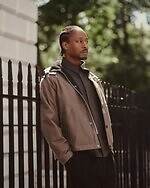 マーガレット・ハウエル×バブアーのアウター、“太畝コーデュロイ襟”のオイルトレンチコートなど｜写真15