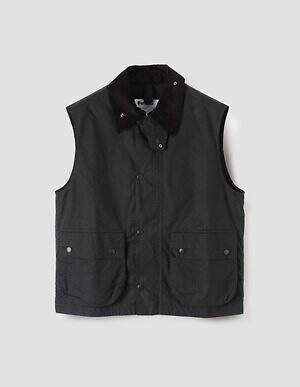 マーガレット・ハウエル×バブアーのアウター、“太畝コーデュロイ襟”のオイルトレンチコートなど｜写真1