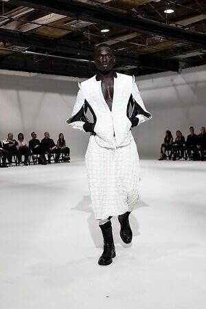 リンシュウ(RYNSHU) 2026年春夏ウィメンズ&メンズコレクション  - 写真11