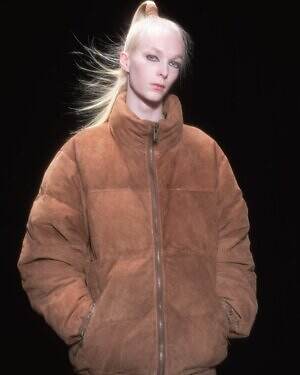 エー レザー(A LEATHER) 2025-26年秋冬ウィメンズコレクション  - 写真6