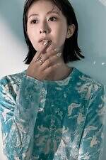 マメ クロゴウチ×ステュディオス“ボタニカル柄ベロア”のワンピース＆トップス｜写真1