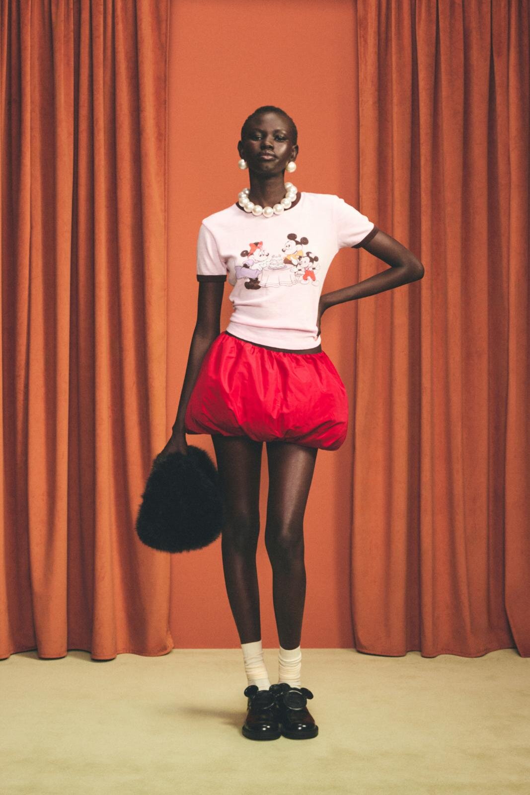 ZARA×ディズニー“ミッキー＆フレンズ”着想ウェア、ミニーのリボンカーディガンやファーコート｜写真103
