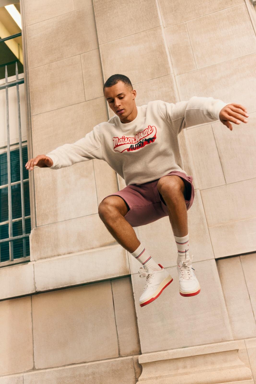 メゾン キツネ×オートリー“フォックス”ロゴ入りスニーカー＆アメリカンカレッジ風スウェット｜写真16