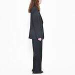 ドレスドアンドレスド“星空のようにダメージを散りばめた”テーラードジャケット、渋谷西武の限定ストアで｜写真2