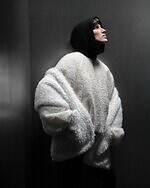 タトラス”パールホワイト”の25年秋冬アウター、花柄レースの洗練ダウンコート＆煌めくツイードブルゾン｜写真19