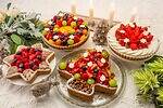 キル フェ ボンの25年クリスマスケーキ、“苺×クリームチーズ”雪景色タルトやリース型フルーツタルト｜写真1