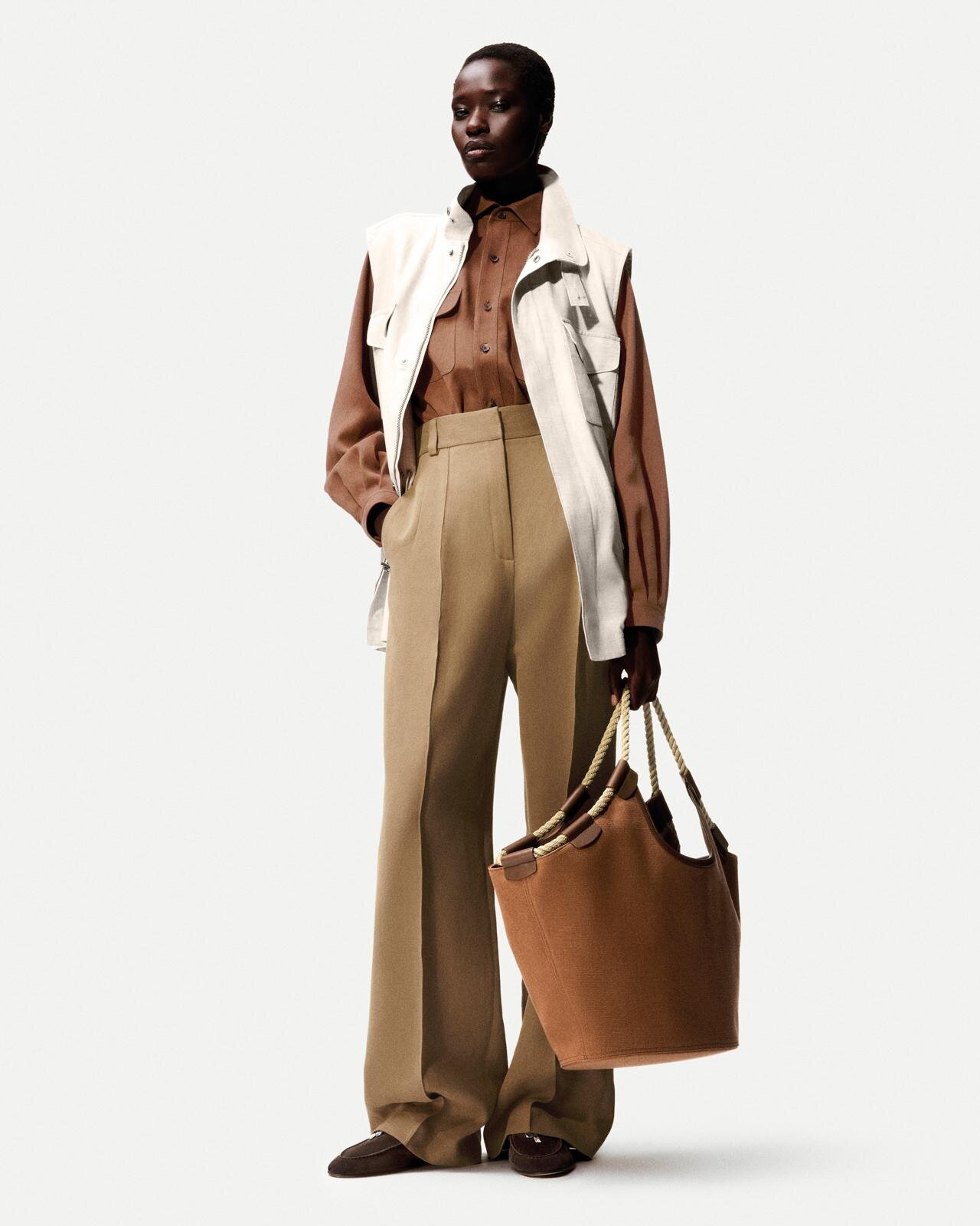 ロロ・ピアーナ(Loro Piana) 2025-26年秋冬ウィメンズコレクション  - 写真9