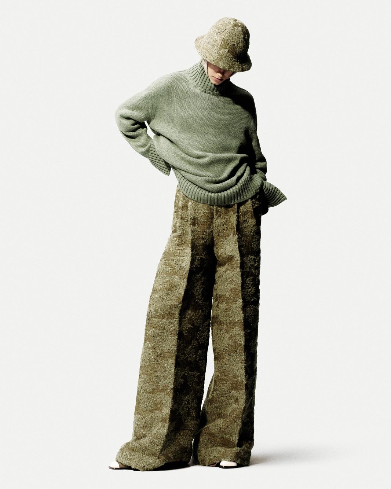 ロロ・ピアーナ(Loro Piana) 2025-26年秋冬ウィメンズコレクション  - 写真24