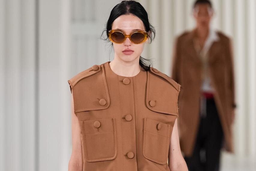 オニツカタイガー 2026年春夏コレクション - 都会の洗練に快適さを