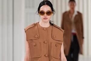 オニツカタイガー 2026年春夏コレクション - 都会の洗練に快適さを