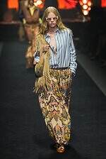 エトロ 2026年春夏コレクション - 自由に、パワフルに躍動するジプシースピリット｜写真56