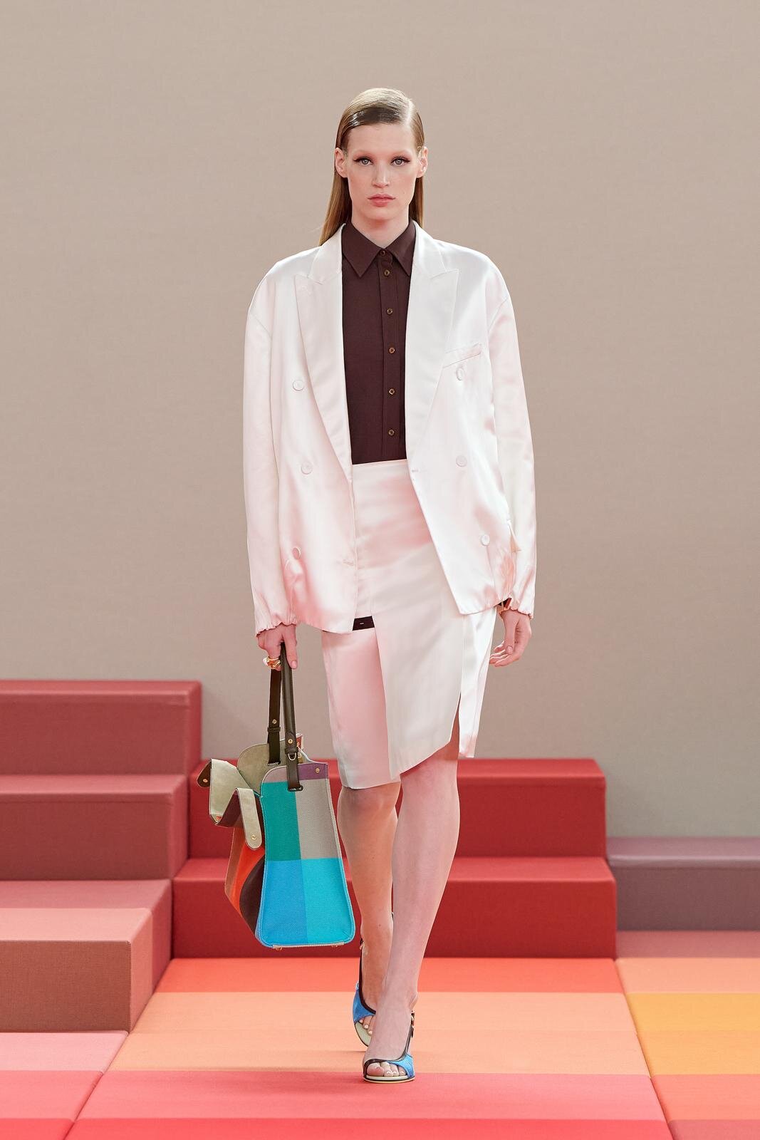フェンディ(FENDI) コレクション - ファッションプレス