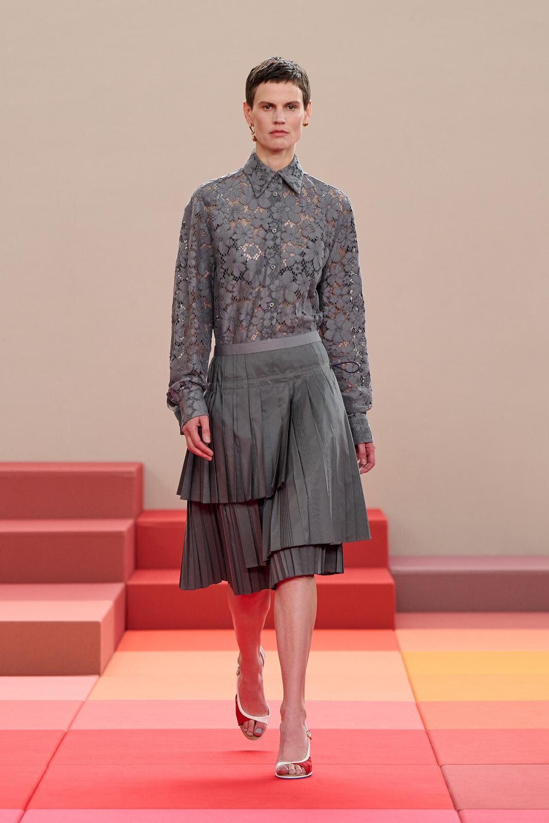 フェンディ 2026年春夏｜female スカート