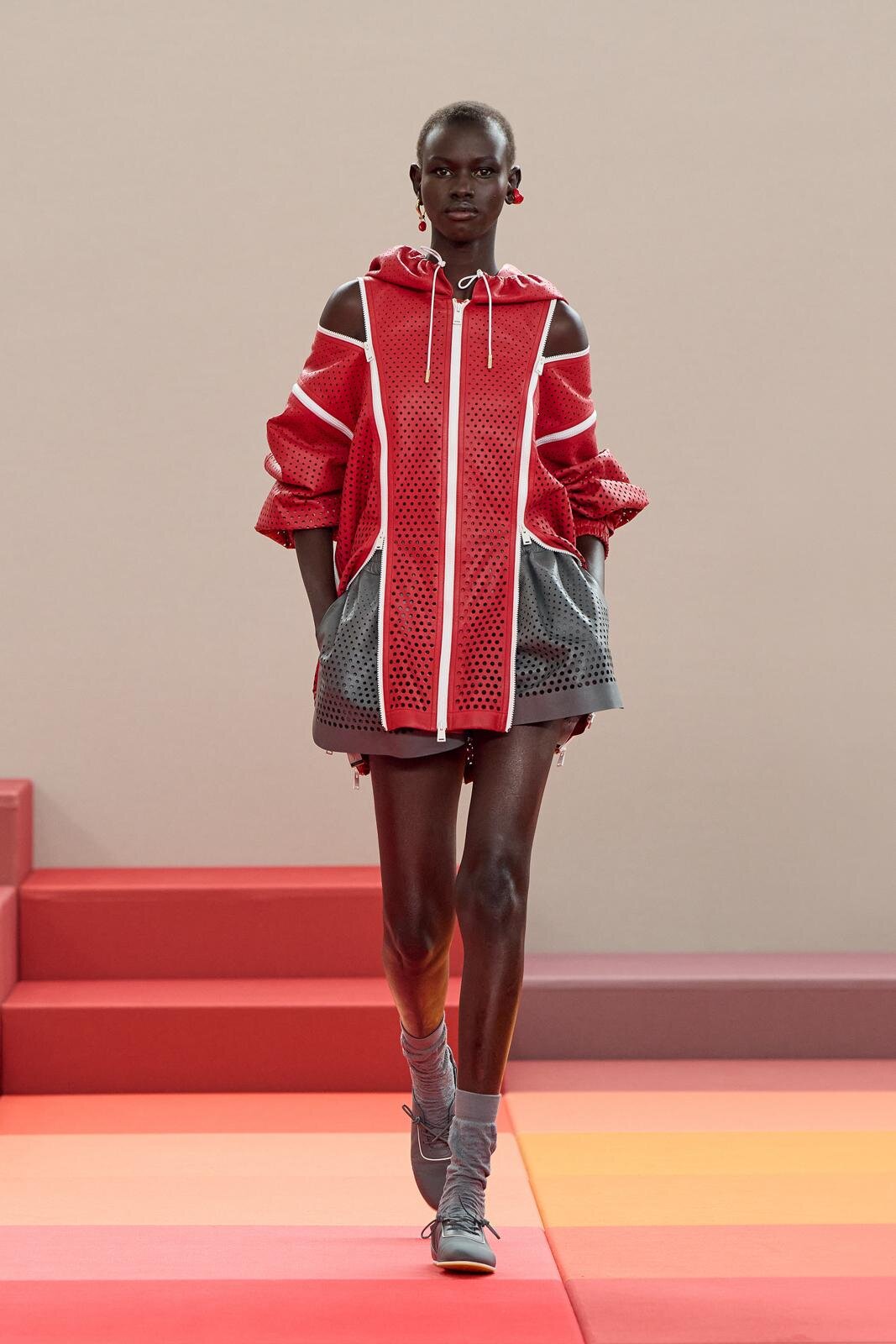 フェンディ 2026年春夏｜female トラックジャケット