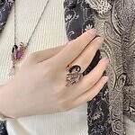 アナ スイ“ブラックスワン”アクセサリー、パール揺れるネックレスや黒鳥＆白鳥ピアス｜写真9