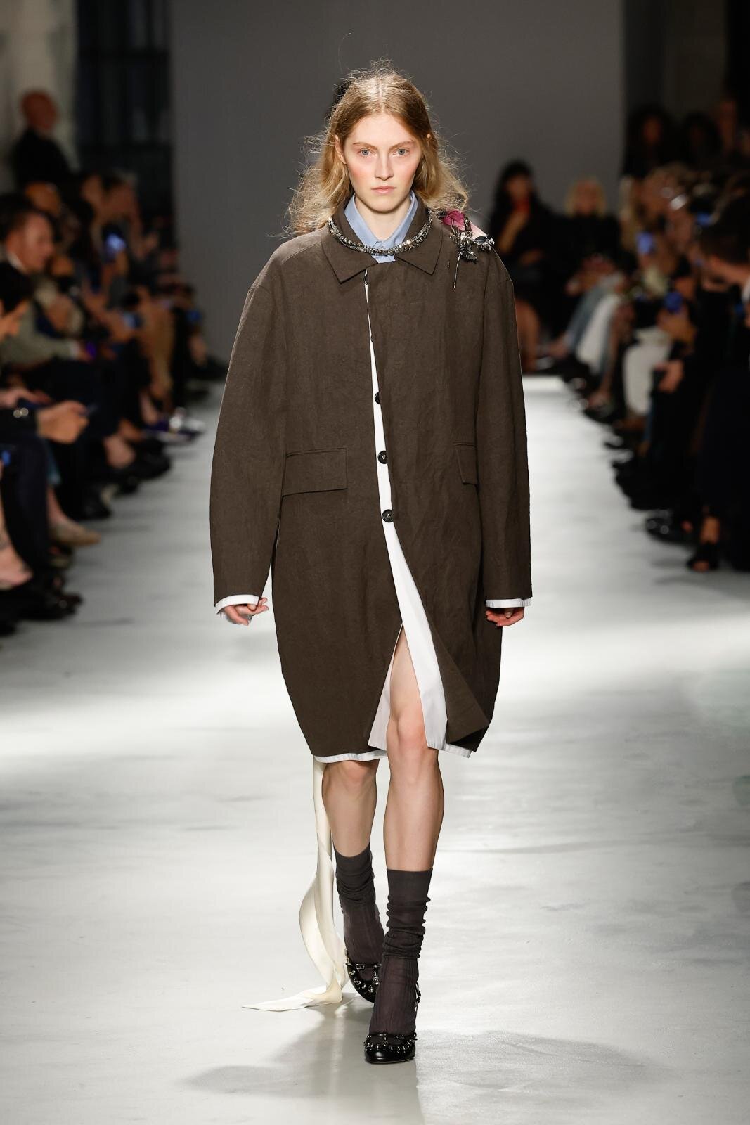 ヌメロ ヴェントゥーノ 2026年春夏<span>コレクション</span> - 写真39