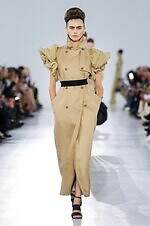 マックスマーラ 26年春夏コレクション - “芸術の女王”ポンパドゥール夫人をミューズに｜写真1