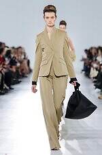 マックスマーラ 26年春夏コレクション - “芸術の女王”ポンパドゥール夫人をミューズに｜写真2