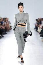 マックスマーラ 26年春夏コレクション - “芸術の女王”ポンパドゥール夫人をミューズに｜写真17