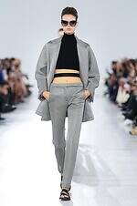 マックスマーラ 26年春夏コレクション - “芸術の女王”ポンパドゥール夫人をミューズに｜写真28