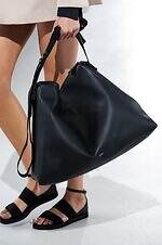 マックスマーラ 26年春夏コレクション - “芸術の女王”ポンパドゥール夫人をミューズに｜写真33