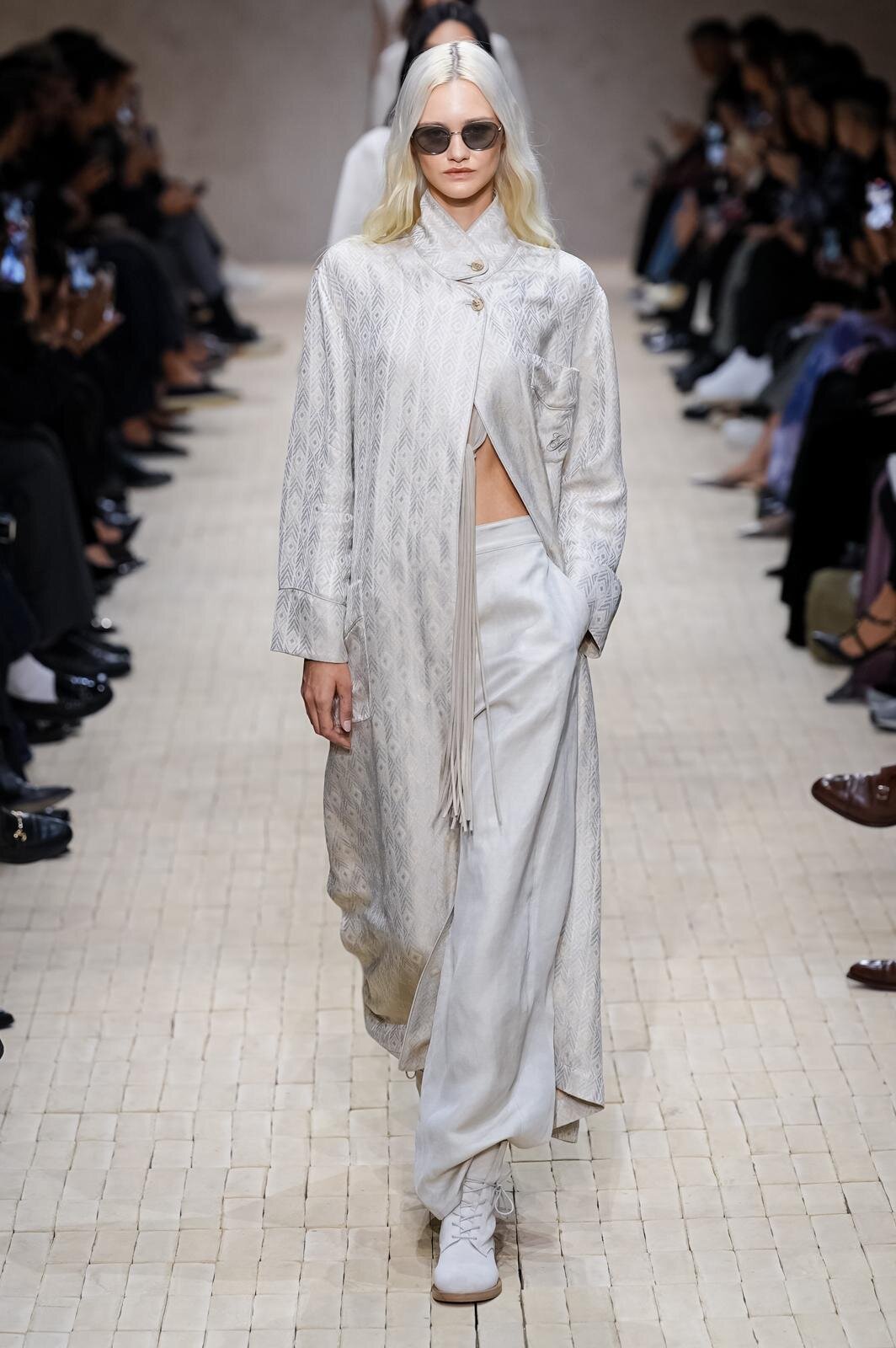 エンポリオ アルマーニ 2026年春夏<span>コレクション</span> - 写真7