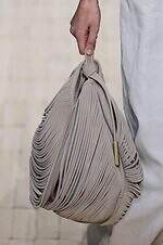 エンポリオ アルマーニ 26年春夏コレクション - 旅の煌めき、夢心地な余韻｜写真12