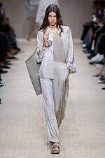 エンポリオ アルマーニ 26年春夏コレクション - 旅の煌めき、夢心地な余韻｜写真15