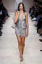 エンポリオ アルマーニ 26年春夏コレクション - 旅の煌めき、夢心地な余韻｜写真22