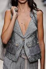 エンポリオ アルマーニ 26年春夏コレクション - 旅の煌めき、夢心地な余韻｜写真23