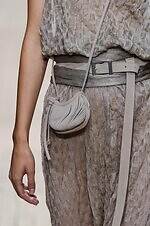 エンポリオ アルマーニ 26年春夏コレクション - 旅の煌めき、夢心地な余韻｜写真50