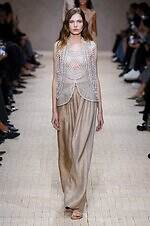 エンポリオ アルマーニ 26年春夏コレクション - 旅の煌めき、夢心地な余韻｜写真53