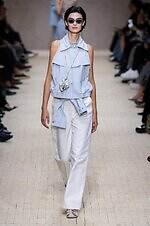 エンポリオ アルマーニ 26年春夏コレクション - 旅の煌めき、夢心地な余韻｜写真69