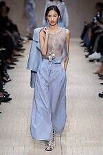 エンポリオ アルマーニ 26年春夏コレクション - 旅の煌めき、夢心地な余韻｜写真71