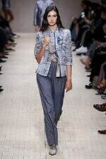 エンポリオ アルマーニ 26年春夏コレクション - 旅の煌めき、夢心地な余韻｜写真77