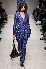 エンポリオ アルマーニ 26年春夏コレクション - 旅の煌めき、夢心地な余韻｜写真94