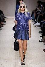 エンポリオ アルマーニ 26年春夏コレクション - 旅の煌めき、夢心地な余韻｜写真96