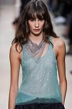 エンポリオ アルマーニ 26年春夏コレクション - 旅の煌めき、夢心地な余韻｜写真113